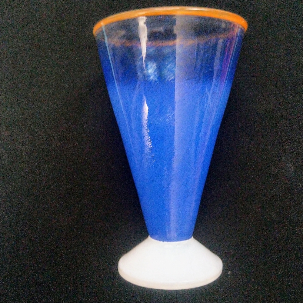 Artisan Glass / Vase